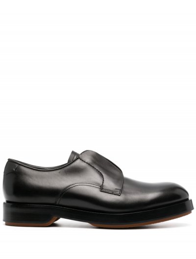 Laceless leather derby shoes