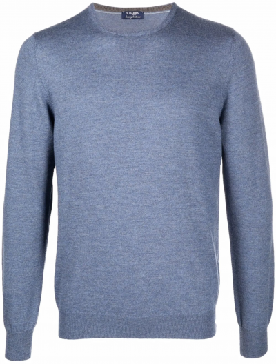 Wool knitwear