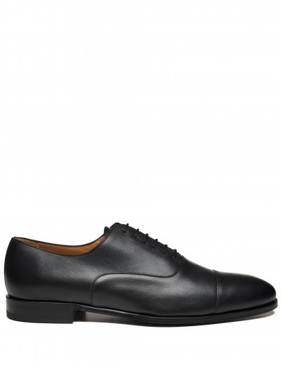 Leather oxford shoes