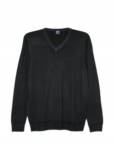 V-neck wool knitwear